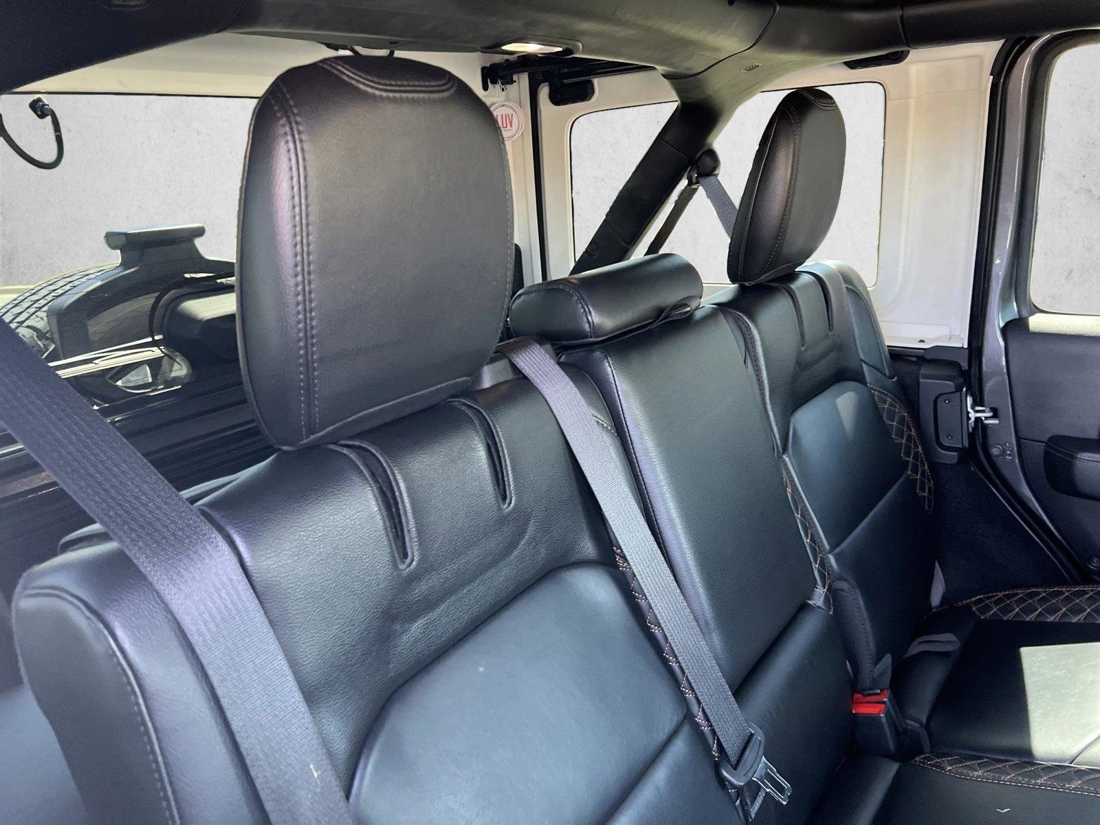 Used 2021 Jeep Wrangler Unlimited Sahara AWD/4WD image 20