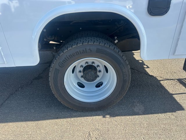 New 2024 Ford F550 4x4 Crew Cab Super Duty image 32