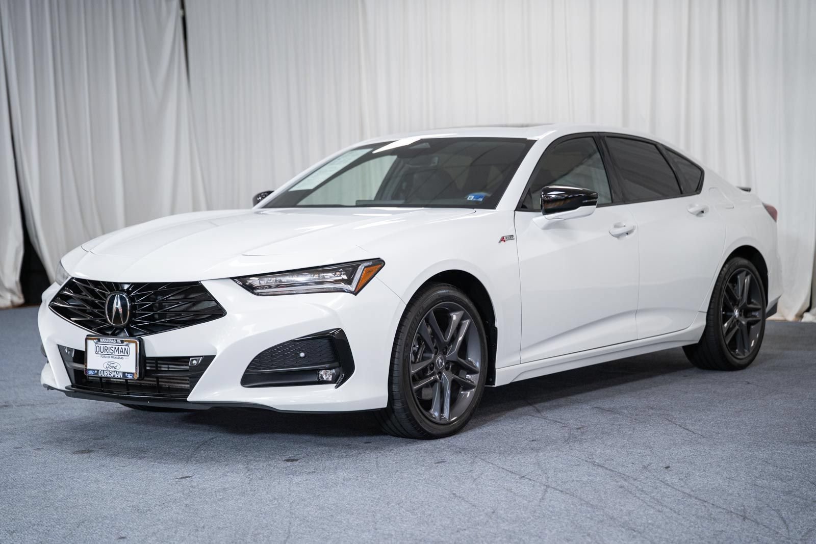 Used 2024 Acura TLX SH-AWD w/ A-SPEC Pkg image 3