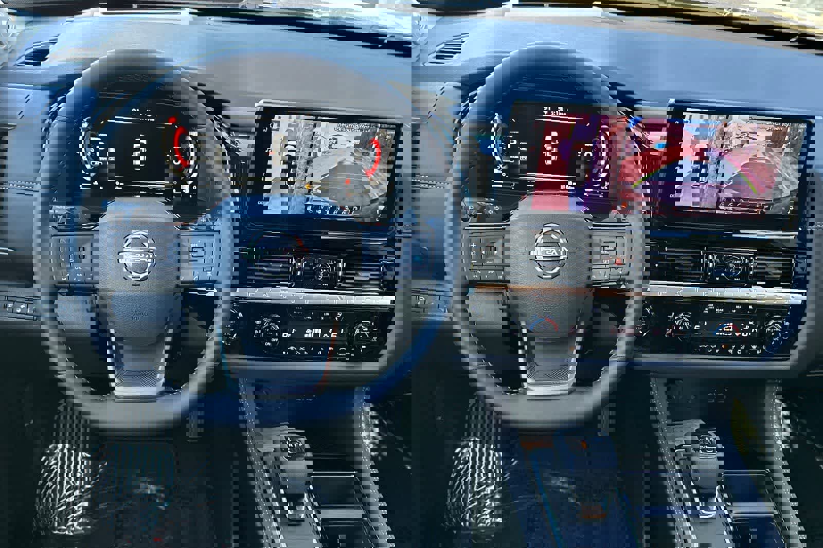 New 2026 Nissan Pathfinder Platinum image 16