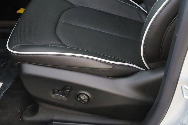New 2026 Chrysler Pacifica Limited w/ S Appearance Package image 15