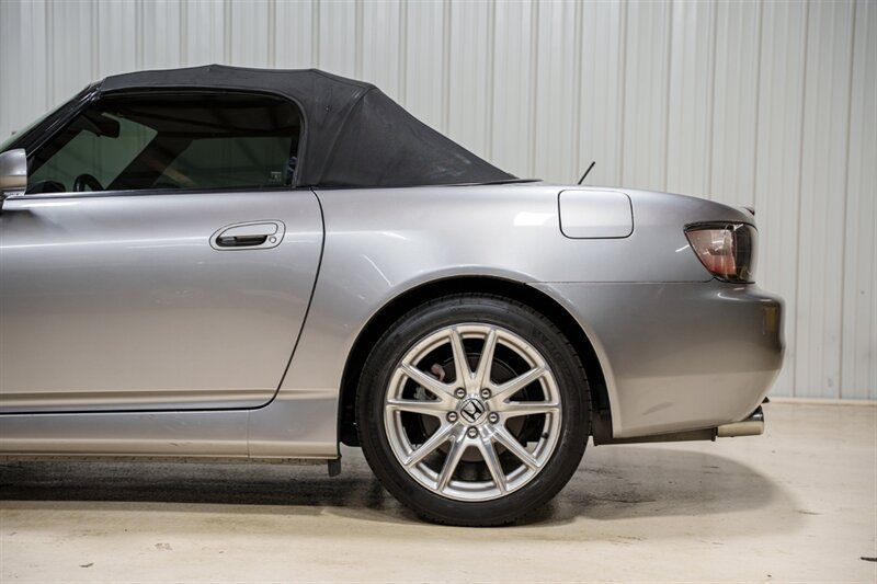 Used 2000 Honda S2000 image 4