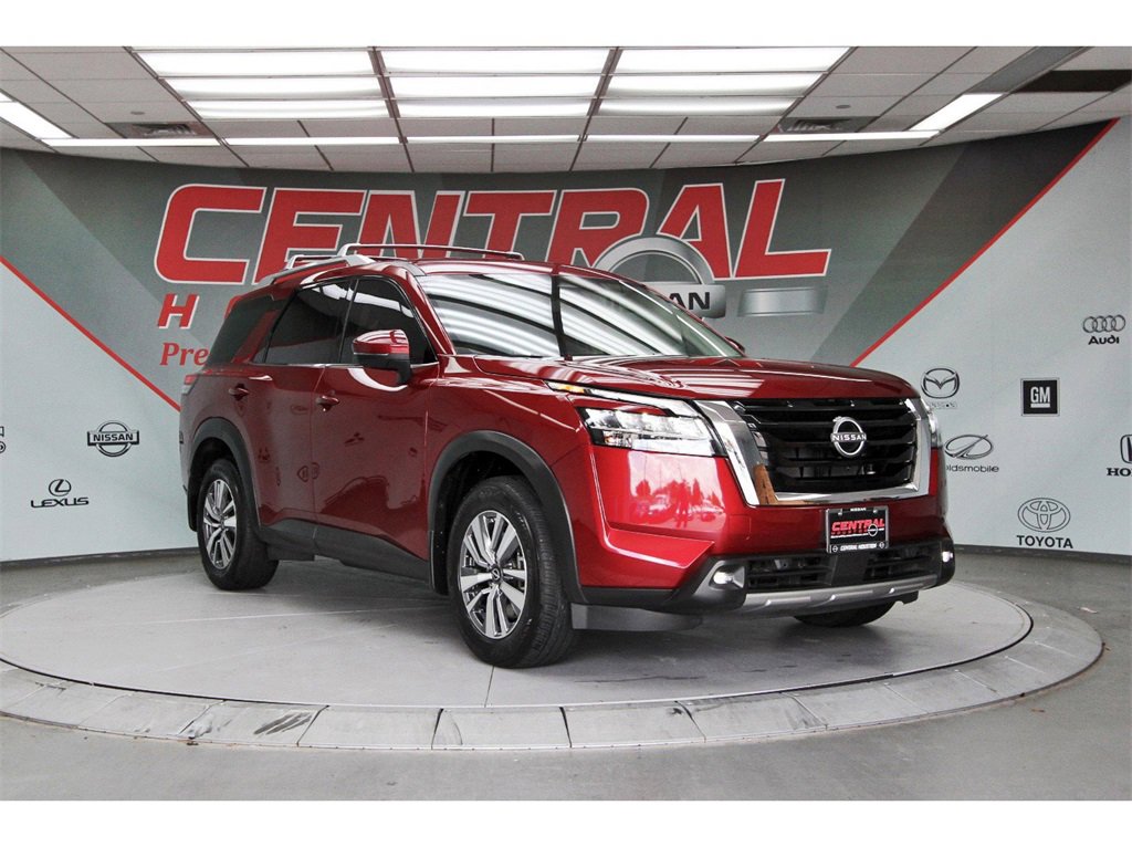 Certified 2023 Nissan Pathfinder SL