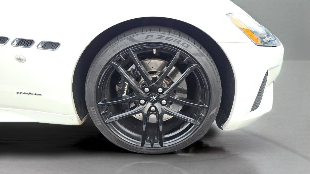 Used 2018 Maserati GranTurismo Sport image 20