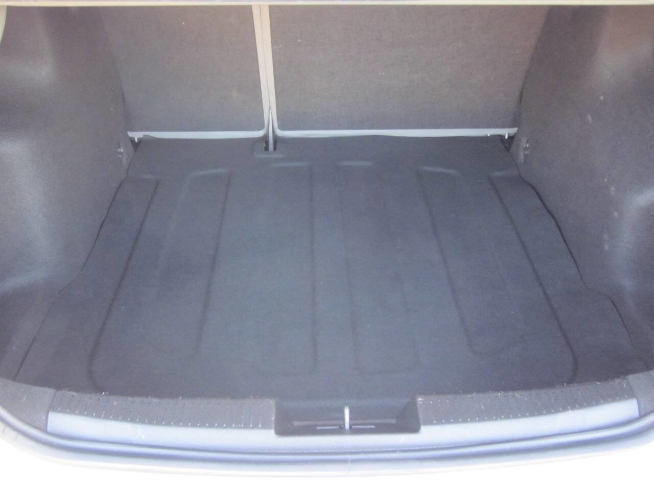 Used 2014 Chevrolet Sonic LS image 13