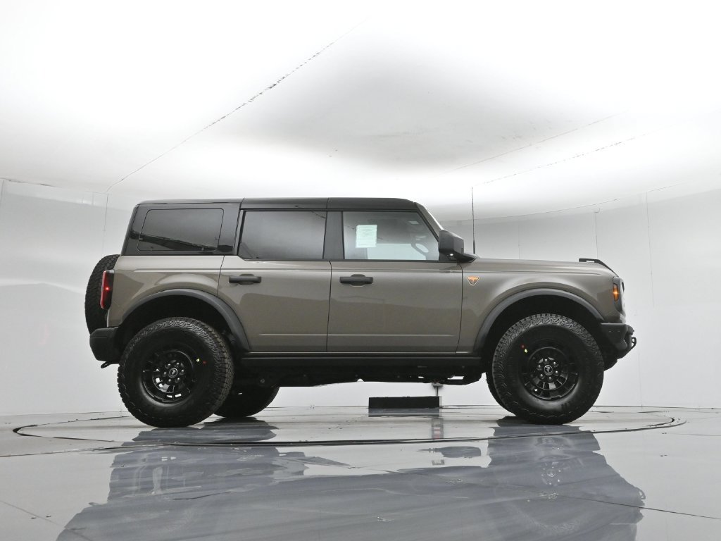 New 2026 Ford Bronco Badlands AWD/4WD image 44