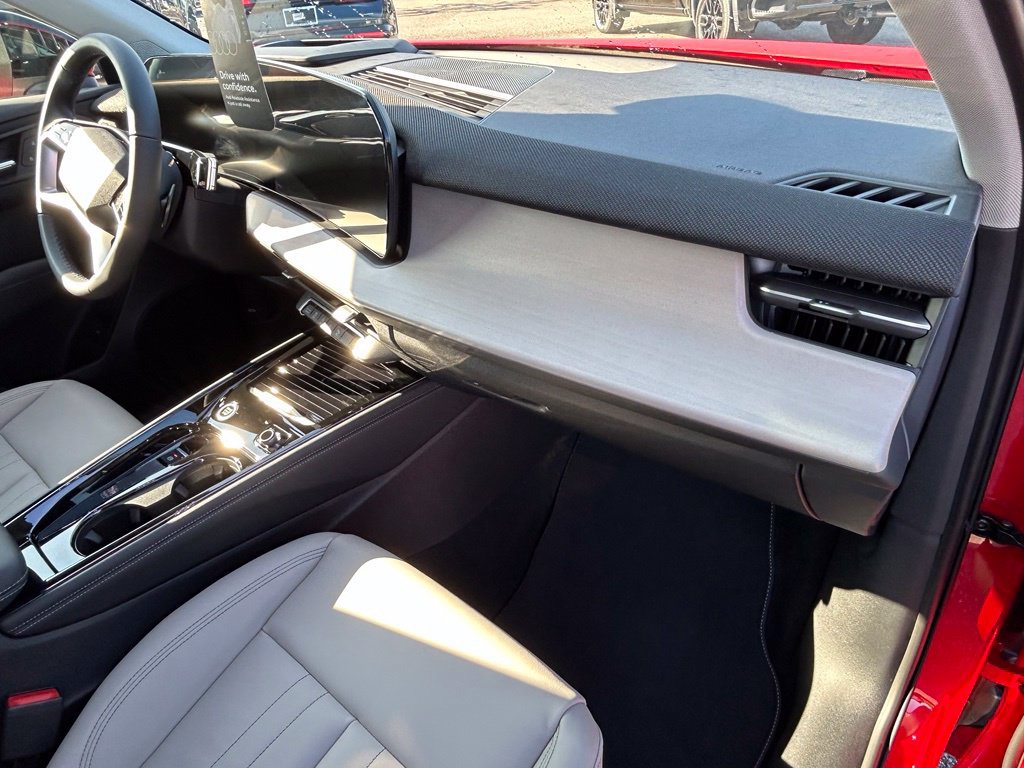 New 2026 Audi Q3 quattro 2.0T AWD/4WD image 37