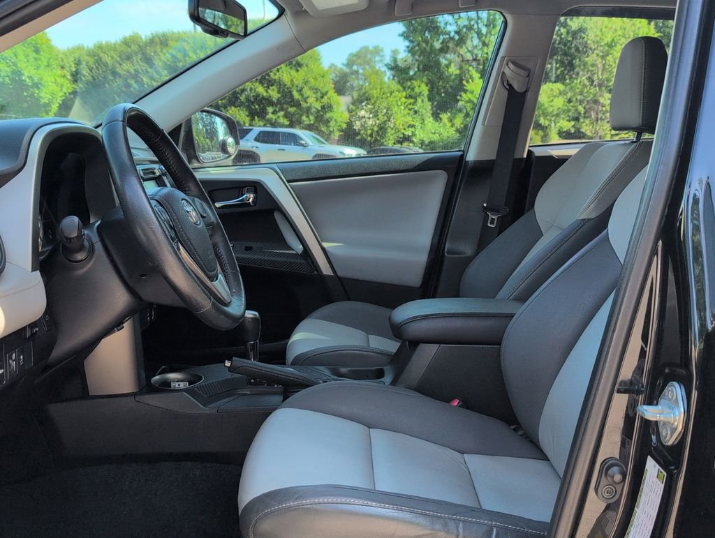 Used 2014 Toyota RAV4 Limited FWD image 11