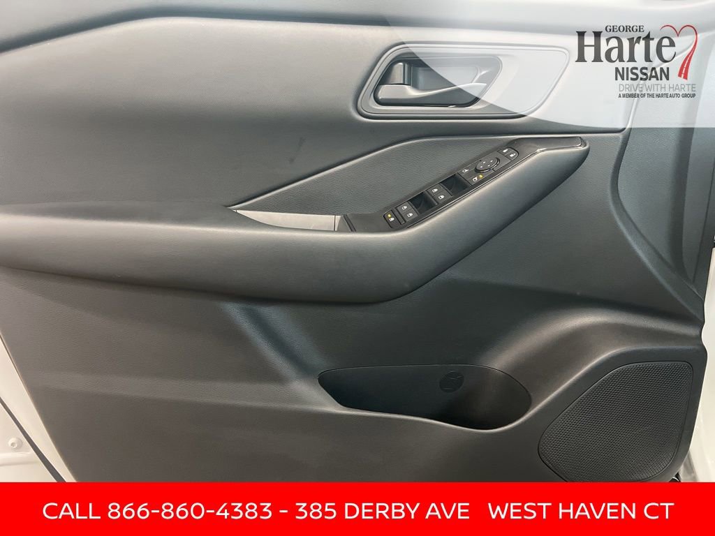 Certified 2025 Nissan Rogue S image 25