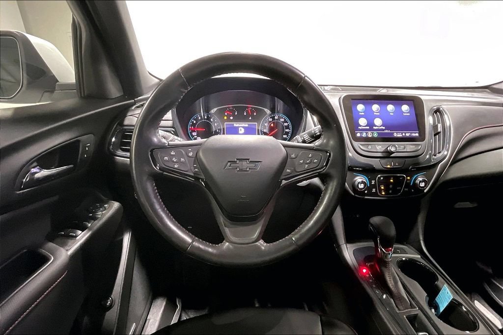 Used 2022 Chevrolet Equinox RS w/ RS Leather Package FWD image 6