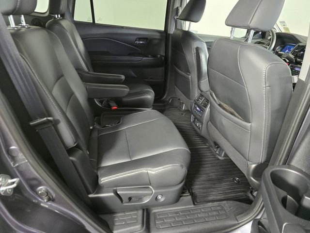 Used 2019 Honda Pilot Touring image 14