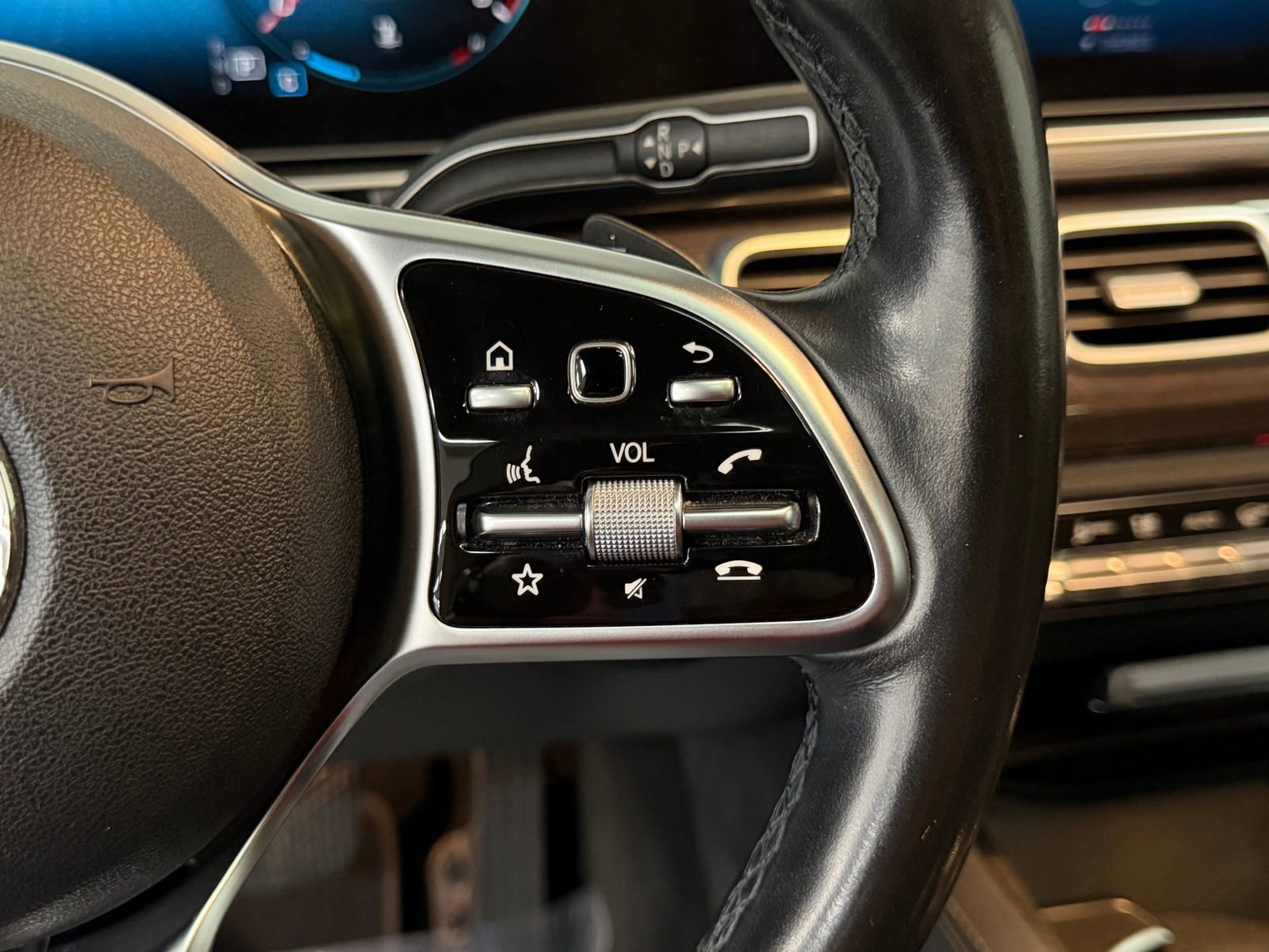 Used 2020 Mercedes-Benz GLE 350 4MATIC image 30