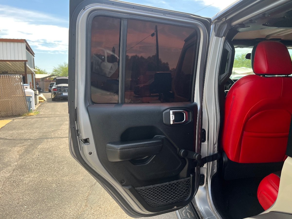 Used 2018 Jeep Wrangler Unlimited Sport AWD/4WD image 28
