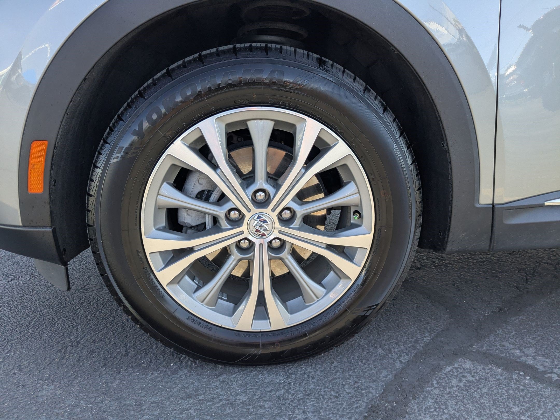 Used 2023 Buick Envision Preferred AWD/4WD image 34