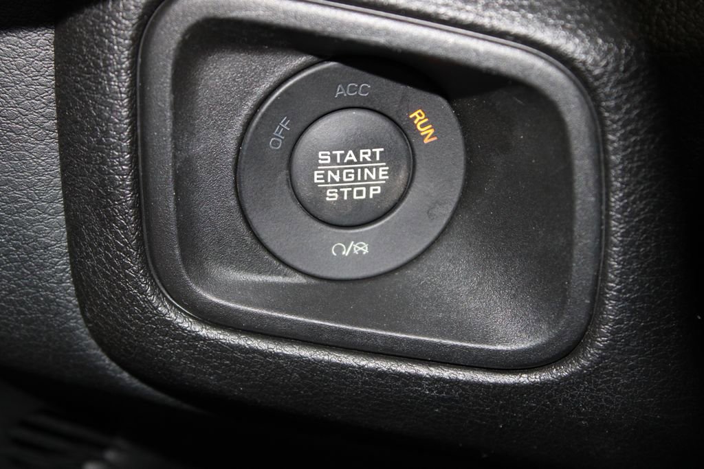 Used 2024 Jeep Wrangler Sport S image 40