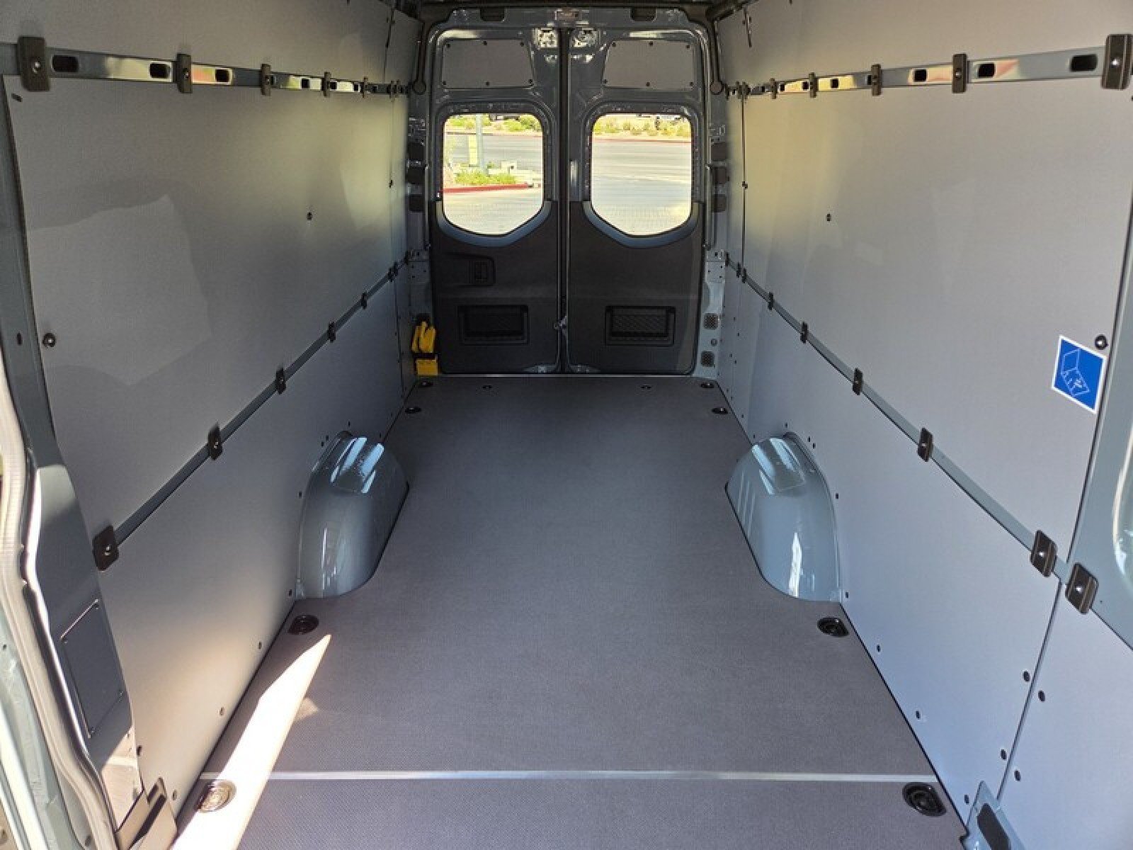 New 2026 Mercedes-Benz Sprinter 2500 image 18