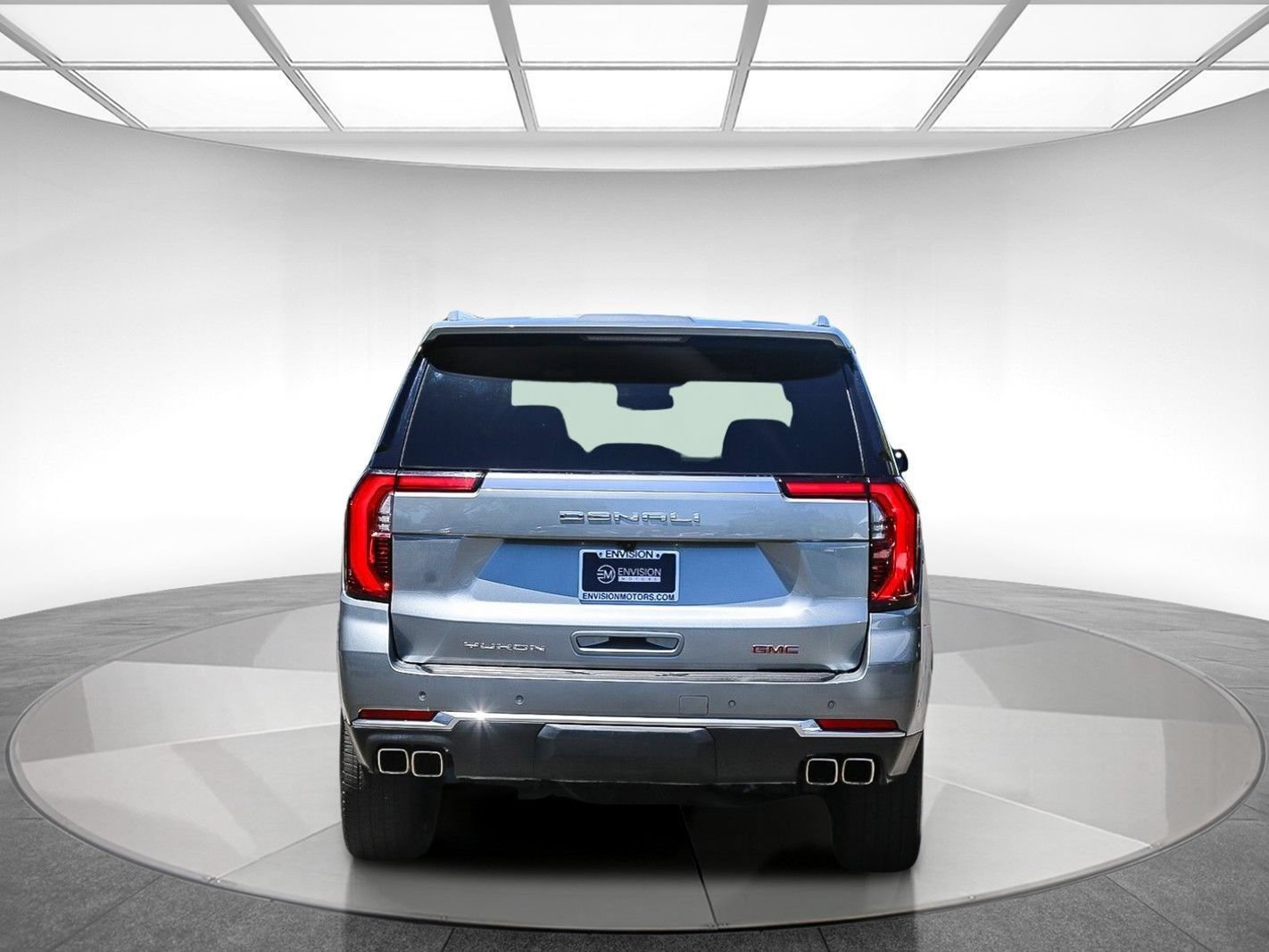 Used 2025 GMC Yukon XL Denali AWD/4WD image 3