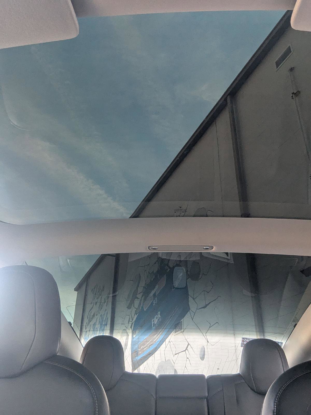 Used 2018 Tesla Model 3 Long Range image 29