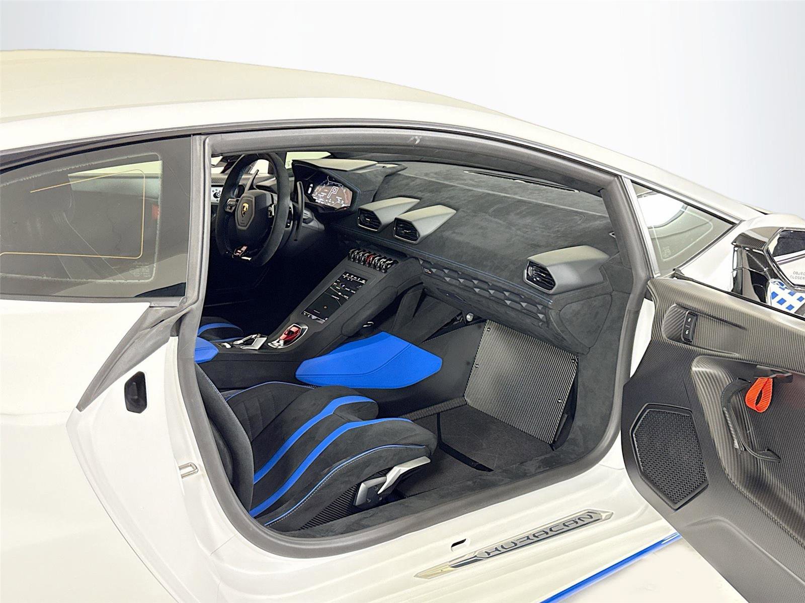 Used 2022 Lamborghini Huracan STO RWD image 27