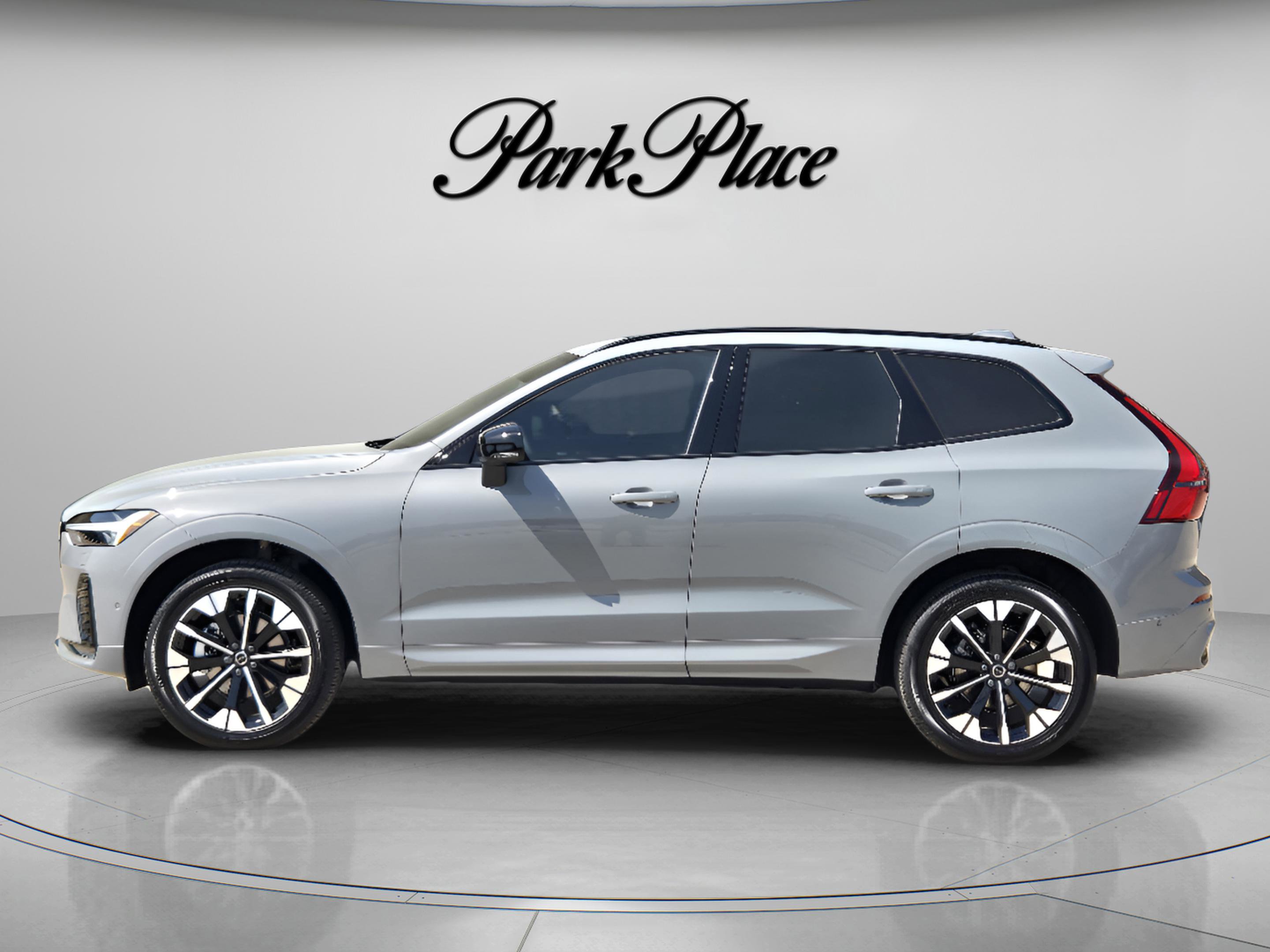 New 2026 Volvo XC60 B5 Plus w/ Protection Package Premier image 2