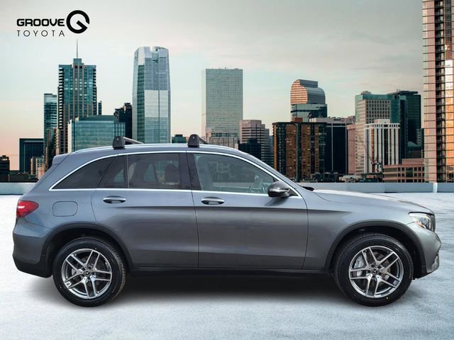 Used 2017 Mercedes-Benz GLC 300 4MATIC image 7