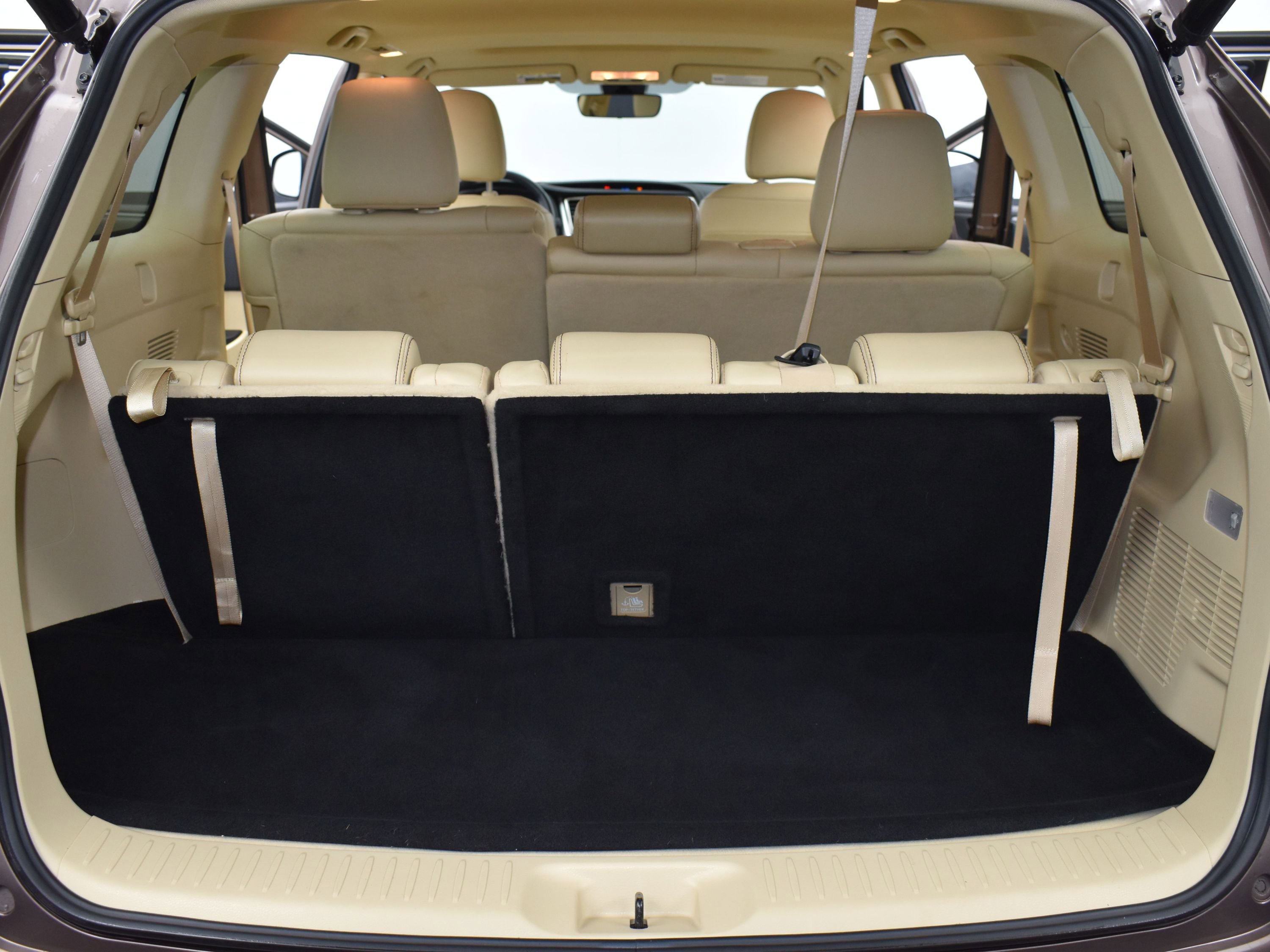 Used 2018 Toyota Highlander XLE image 21