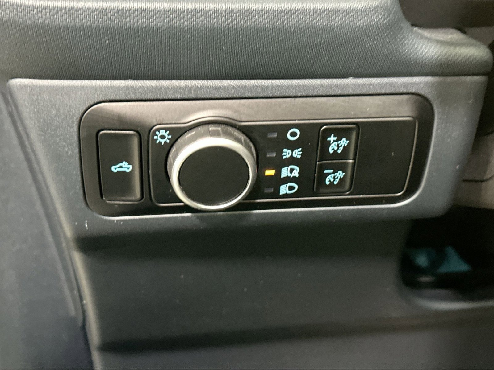 Used 2024 Ford Maverick Tremor w/ Tremor Off-Road Package image 17