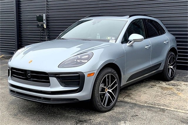 New 2025 Porsche Macan