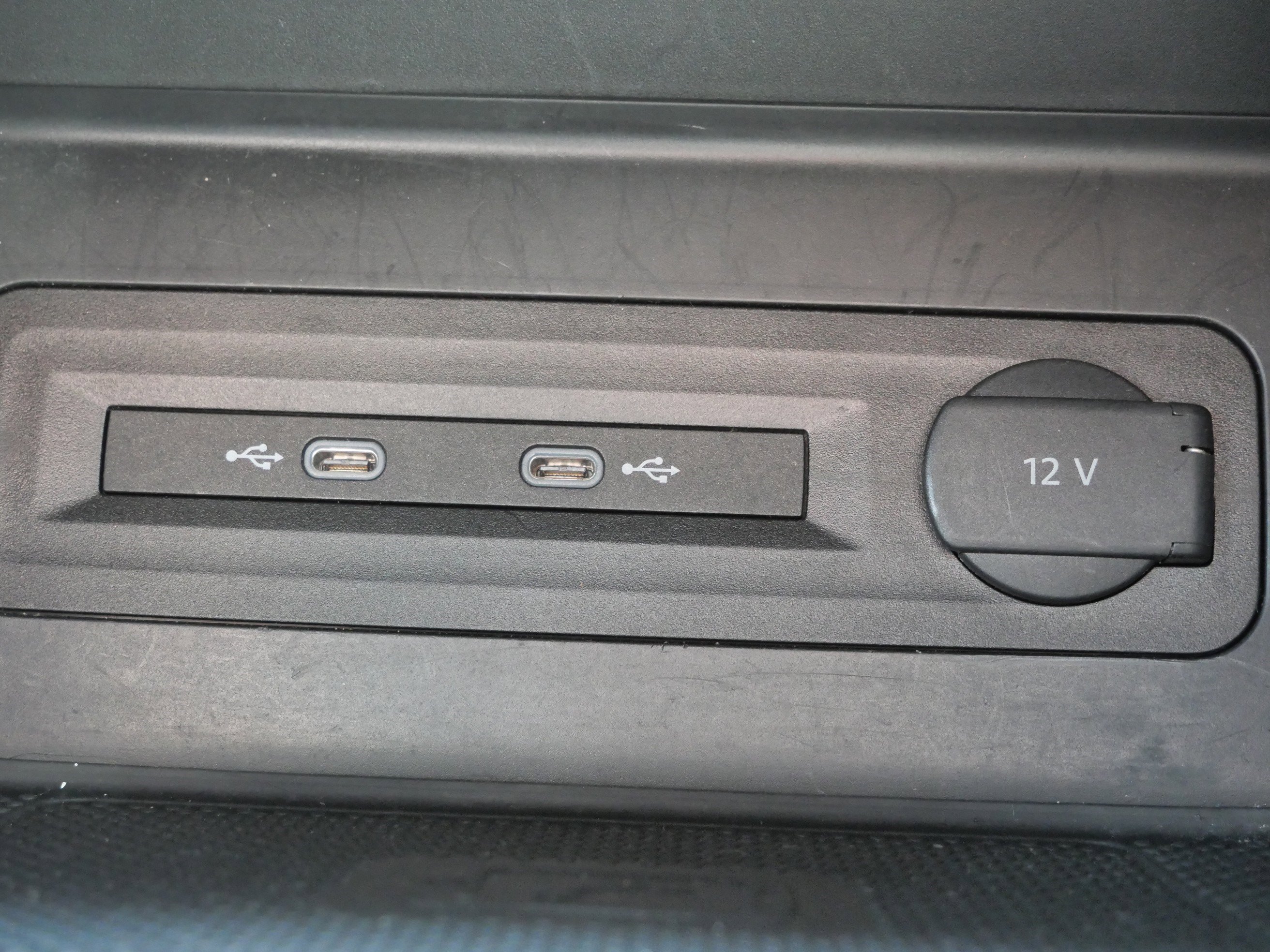 Certified 2021 Volkswagen Atlas Cross Sport SEL R-Line w/ Cross Sport MDO Package AWD/4WD image 29