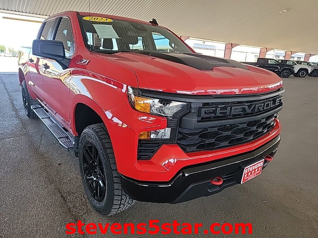 Used 2023 Chevrolet Silverado 1500 Custom Trail Boss AWD/4WD image 5