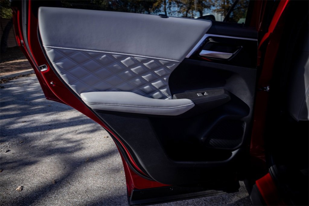 Used 2024 Mitsubishi Outlander SEL image 20