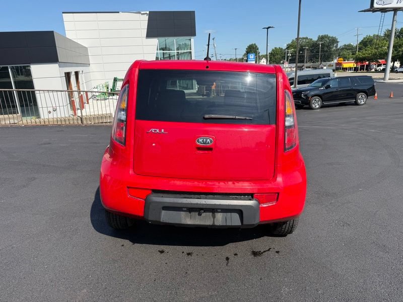 Used 2011 Kia Soul + w/ Audio Pkg FWD image 7