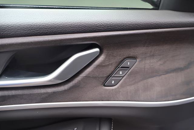 New 2026 Jeep Grand Cherokee L Limited AWD/4WD image 21