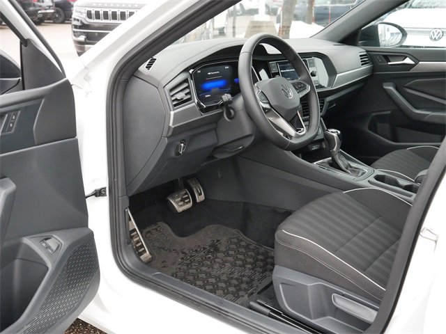 Certified 2024 Volkswagen Jetta Sport image 12
