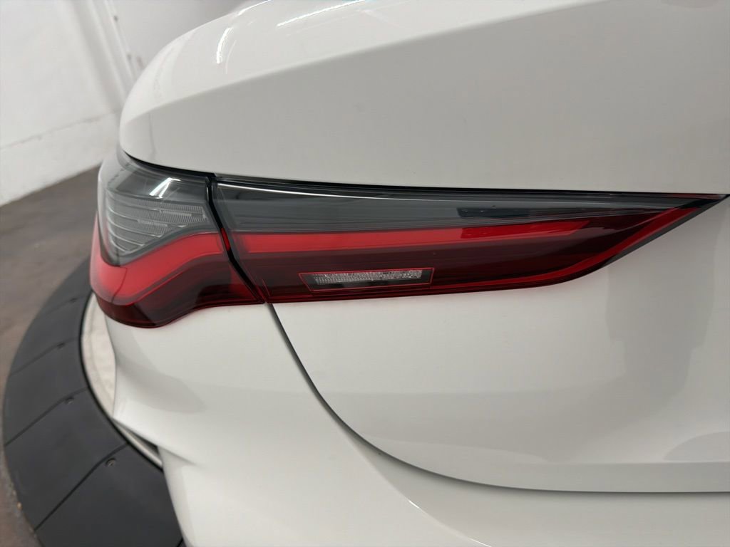 Used 2023 BMW M440i M440i w/ Premium Package image 12