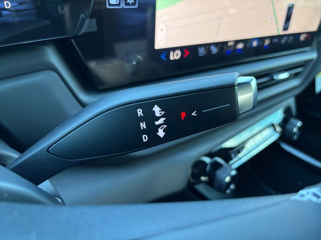 New 2025 Chevrolet Silverado EV LT image 28