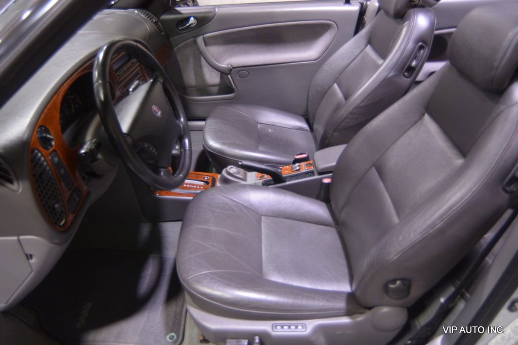 Used 2001 Saab 9-3 SE image 28