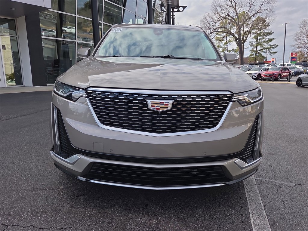 Used 2022 Cadillac XT6 Premium Luxury w/ Technology Package image 8
