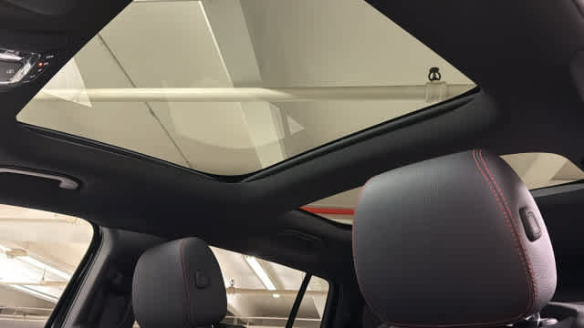 Certified 2026 Mercedes-Benz GLB 250 4MATIC image 27