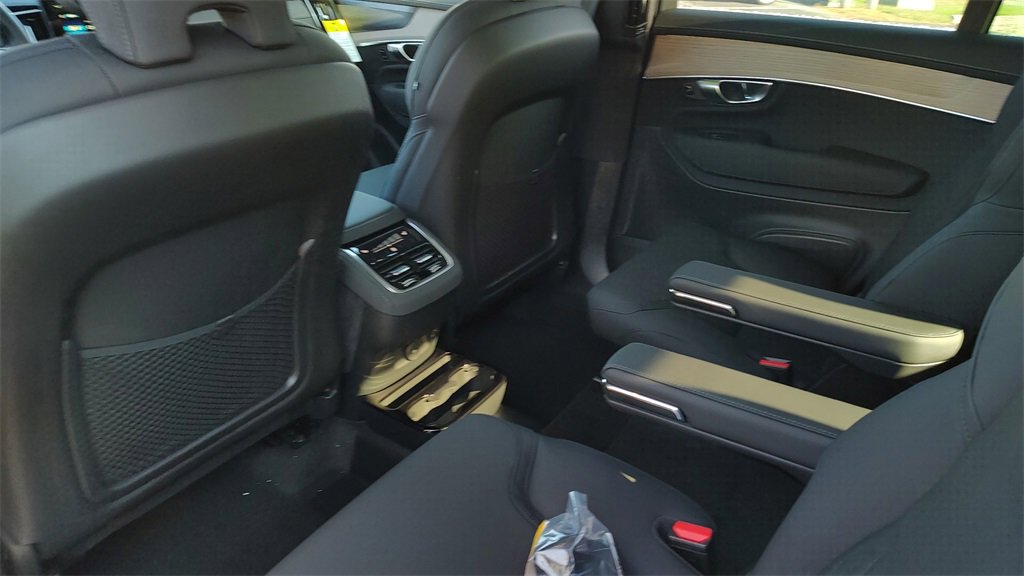 New 2026 Volvo XC90 B6 Plus image 29