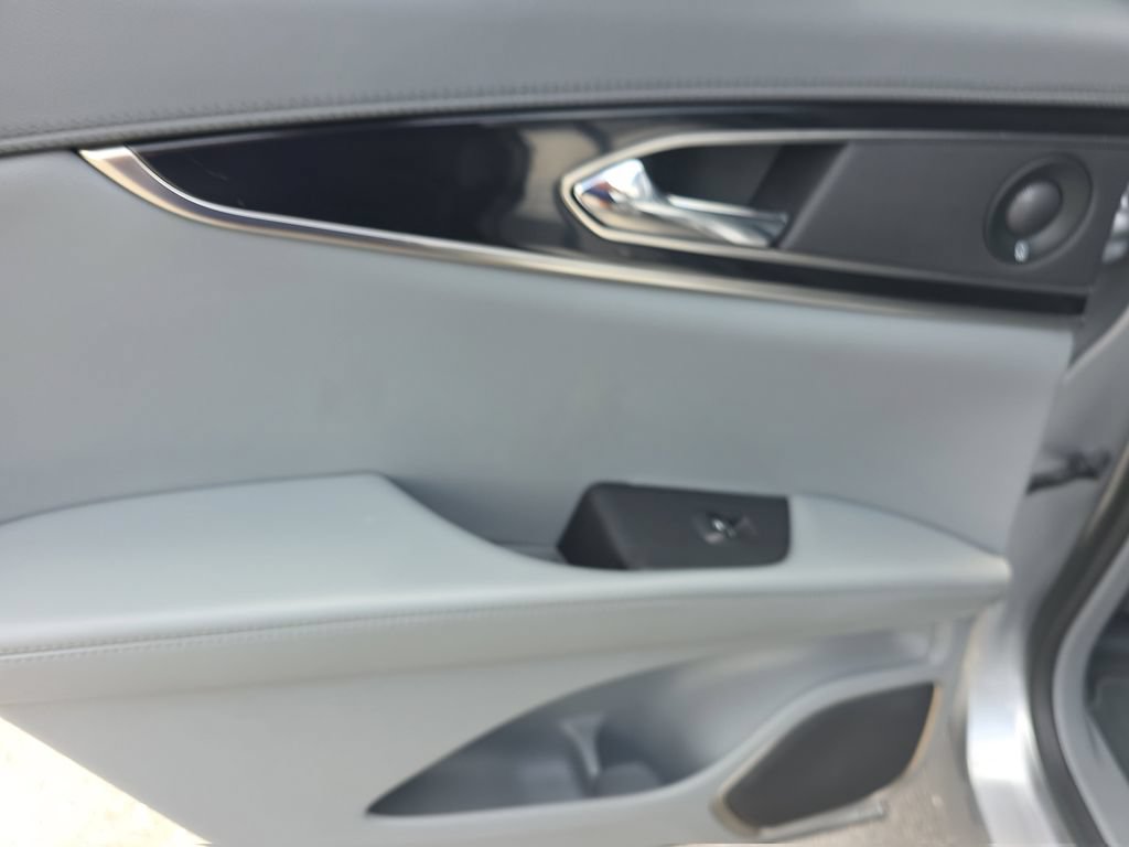 Certified 2022 Lincoln Nautilus Reserve FWD image 9