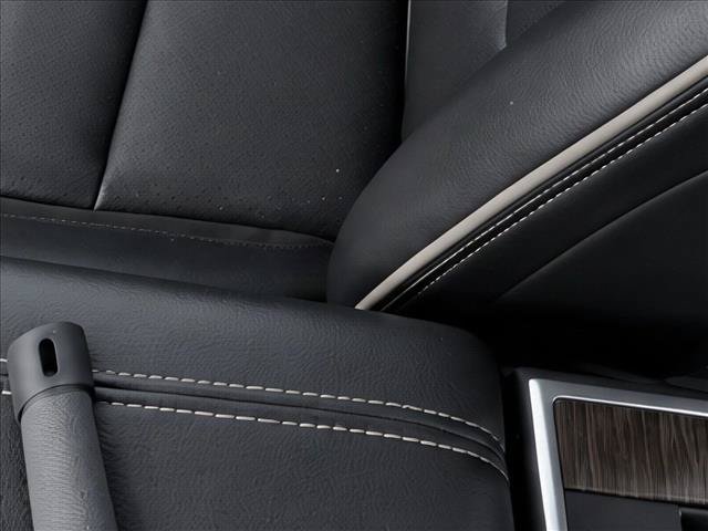 Used 2019 RAM 1500 Laramie AWD/4WD image 20