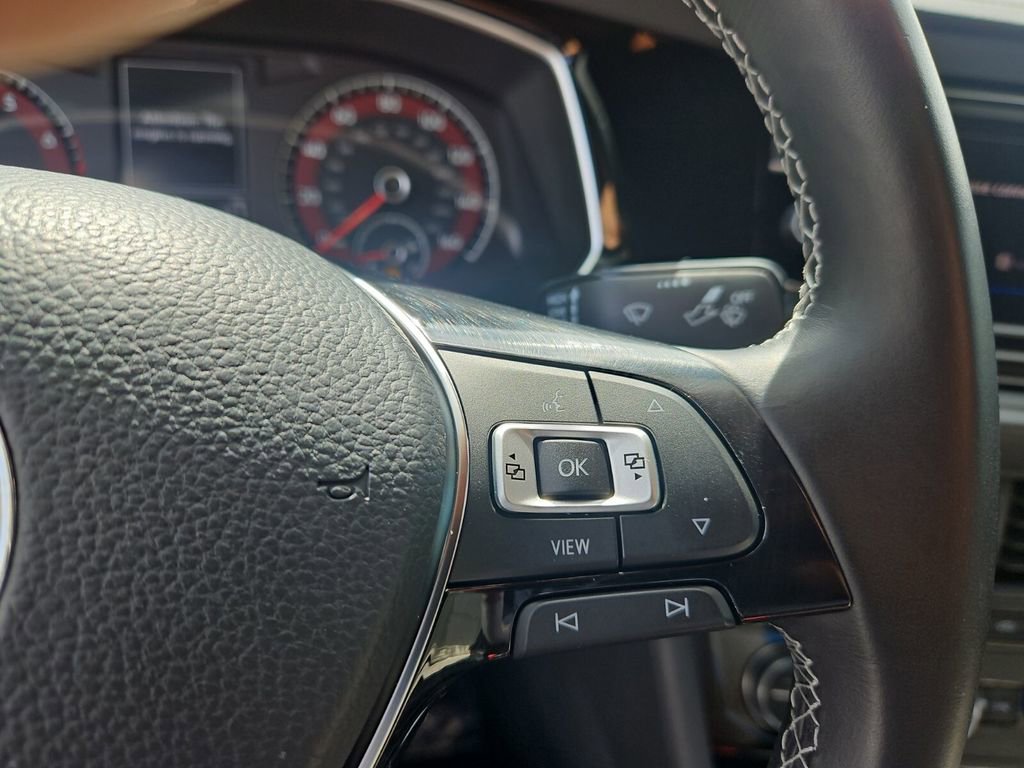 Used 2019 Volkswagen Jetta R-Line image 27