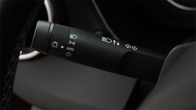 Used 2020 Chevrolet Camaro LT image 25