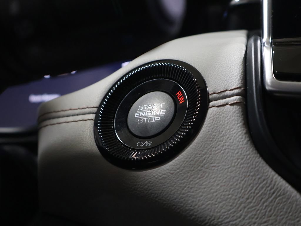 Certified 2022 Jeep Compass Limited w/ Elite Group image 28