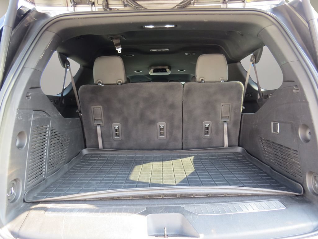 Certified 2022 Chevrolet Suburban Z71 AWD/4WD image 14