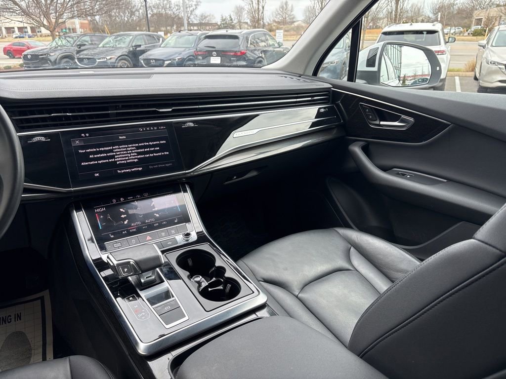 Used 2023 Audi Q7 3.0T Premium image 26