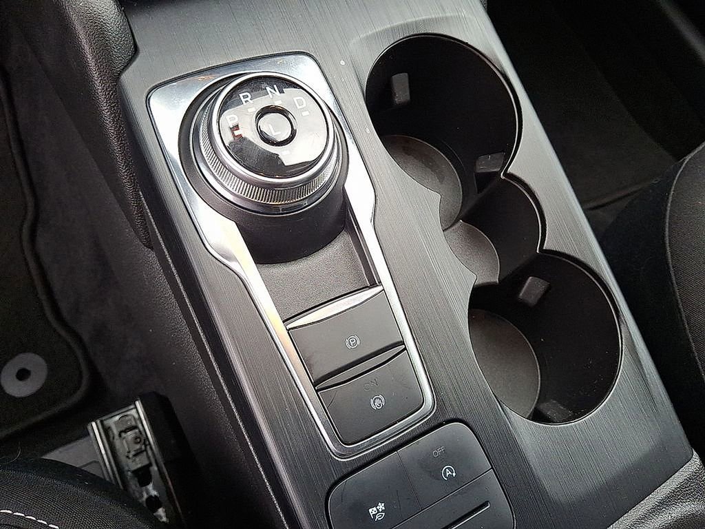 Used 2025 Ford Escape Active FWD image 11