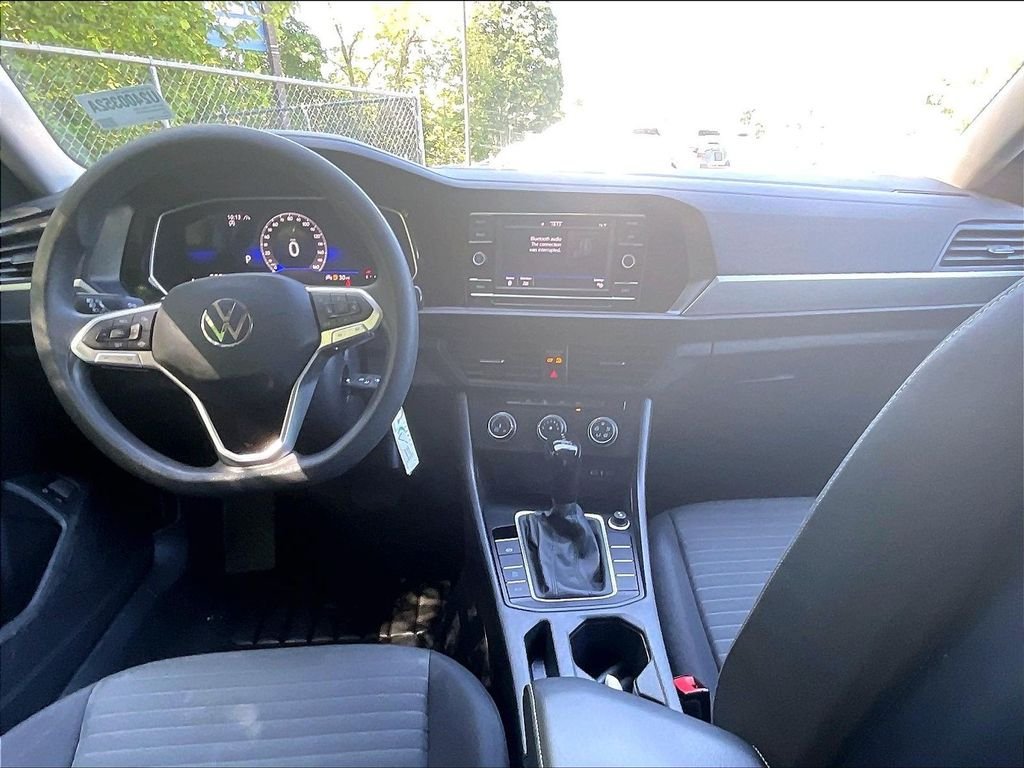 Certified 2023 Volkswagen Jetta S FWD image 21