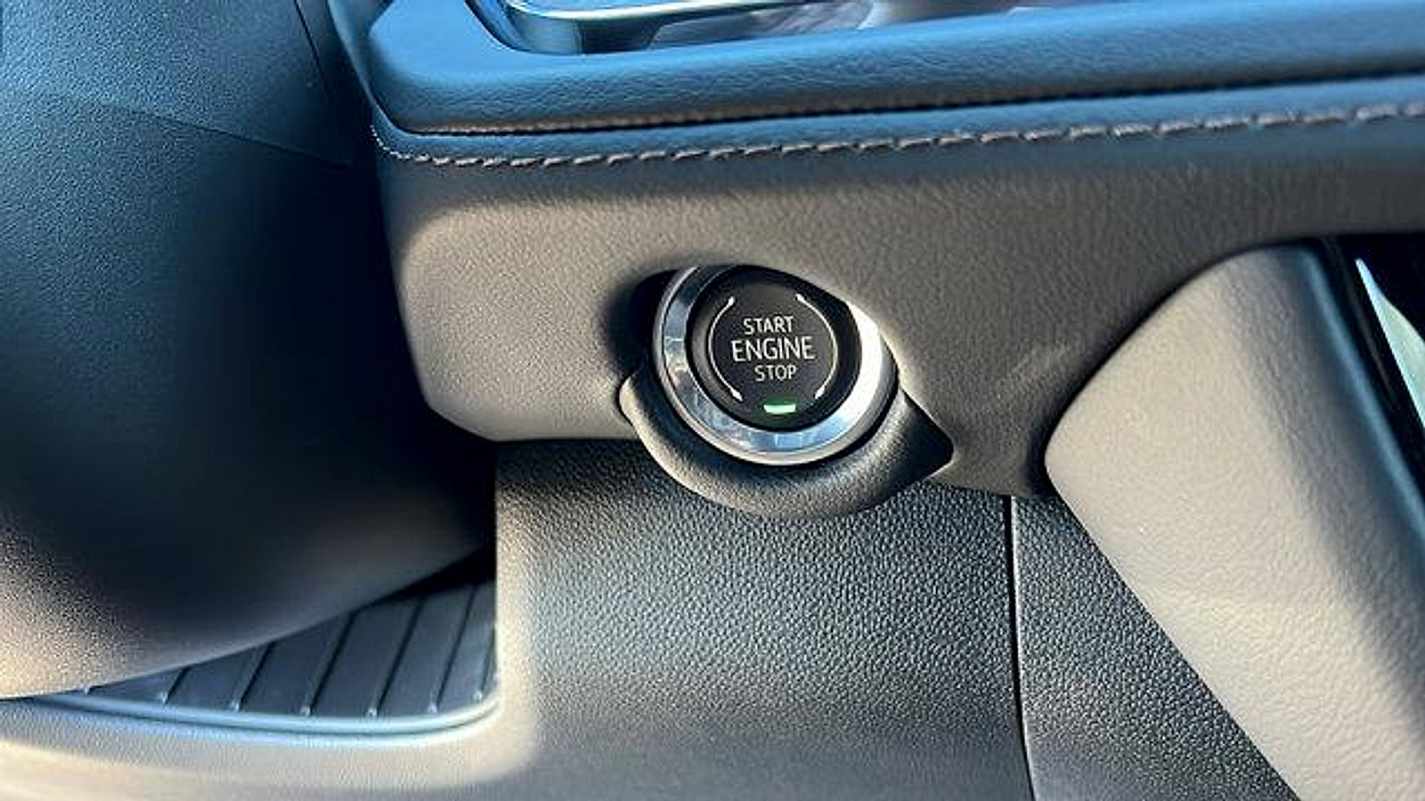 New 2026 Chevrolet Suburban High Country image 30